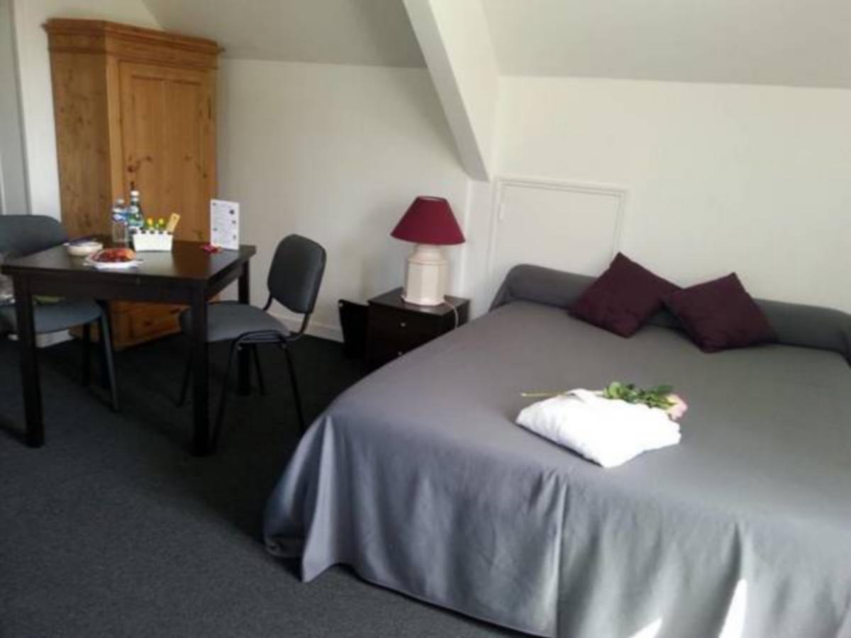 La Roche Du Marais Hotel Omonville-la-Petite Ruang foto