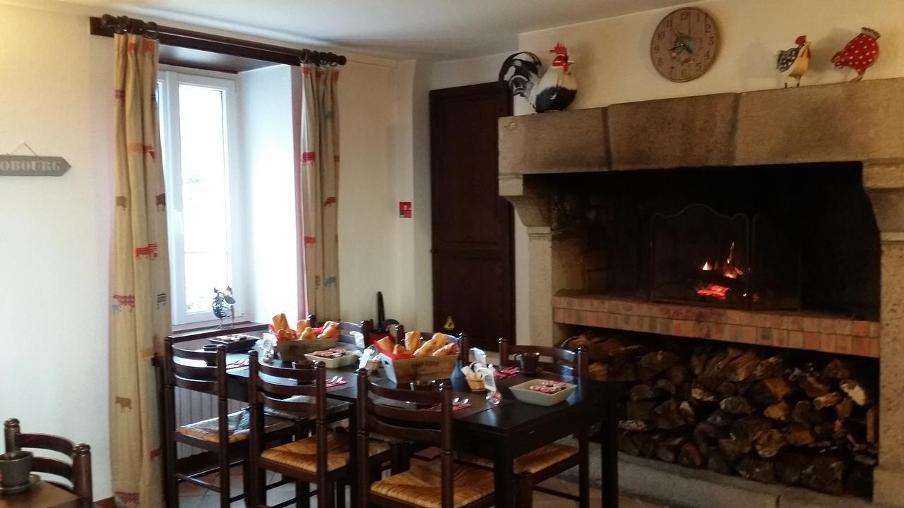 La Roche Du Marais Hotel Omonville-la-Petite Bagian luar foto