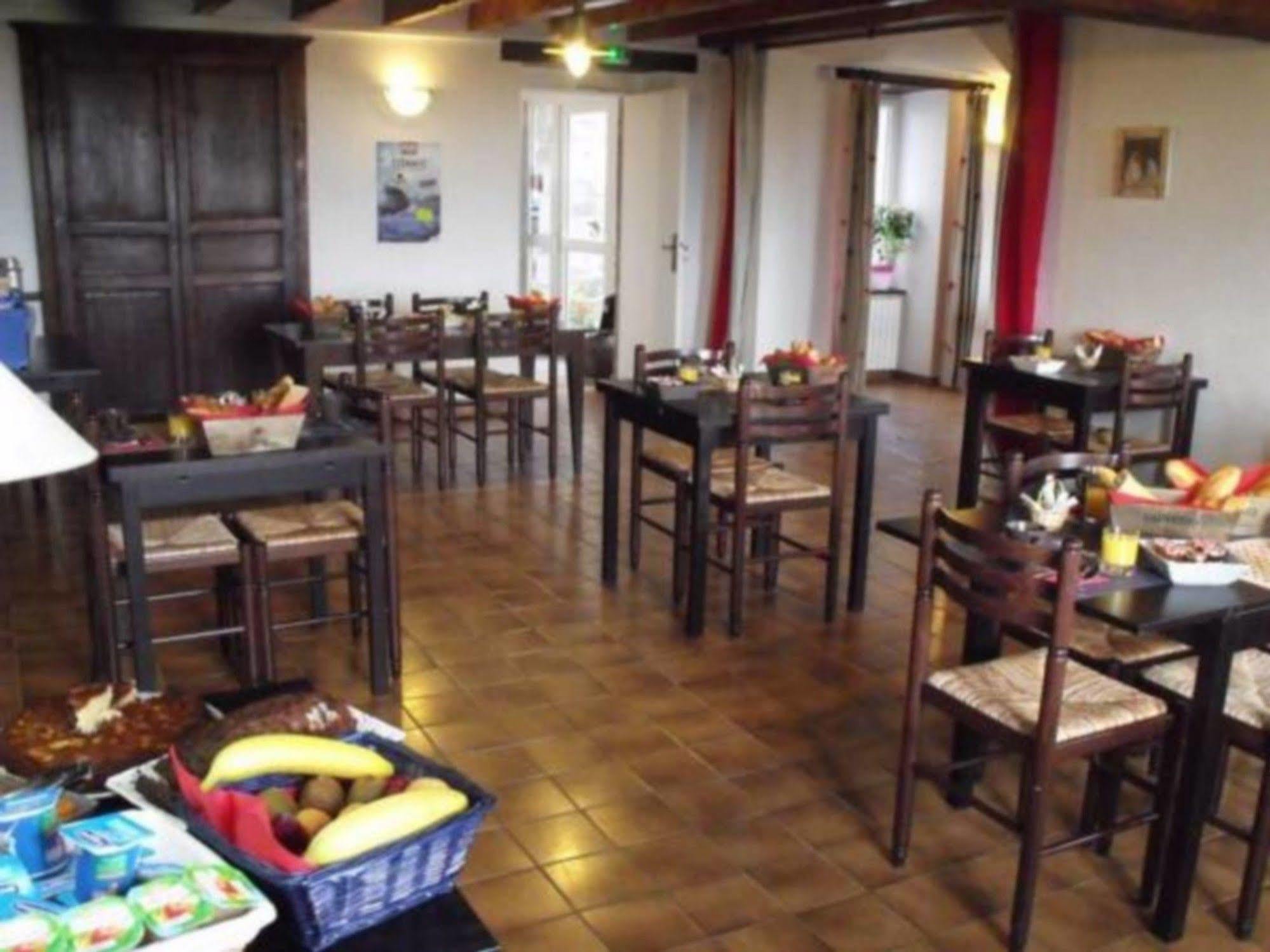 La Roche Du Marais Hotel Omonville-la-Petite Bagian luar foto