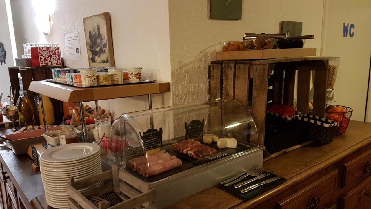 La Roche Du Marais Hotel Omonville-la-Petite Bagian luar foto